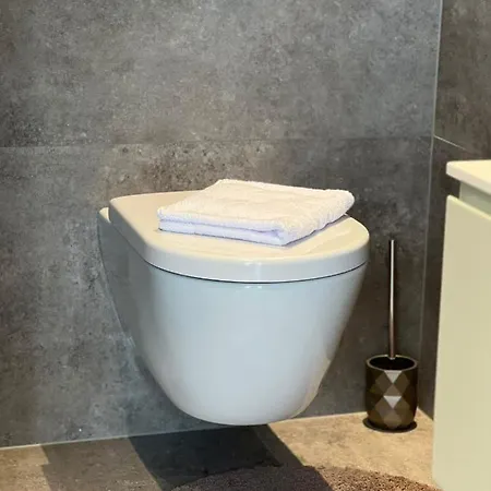 Maja By Krone Travel Agency Appartamento *